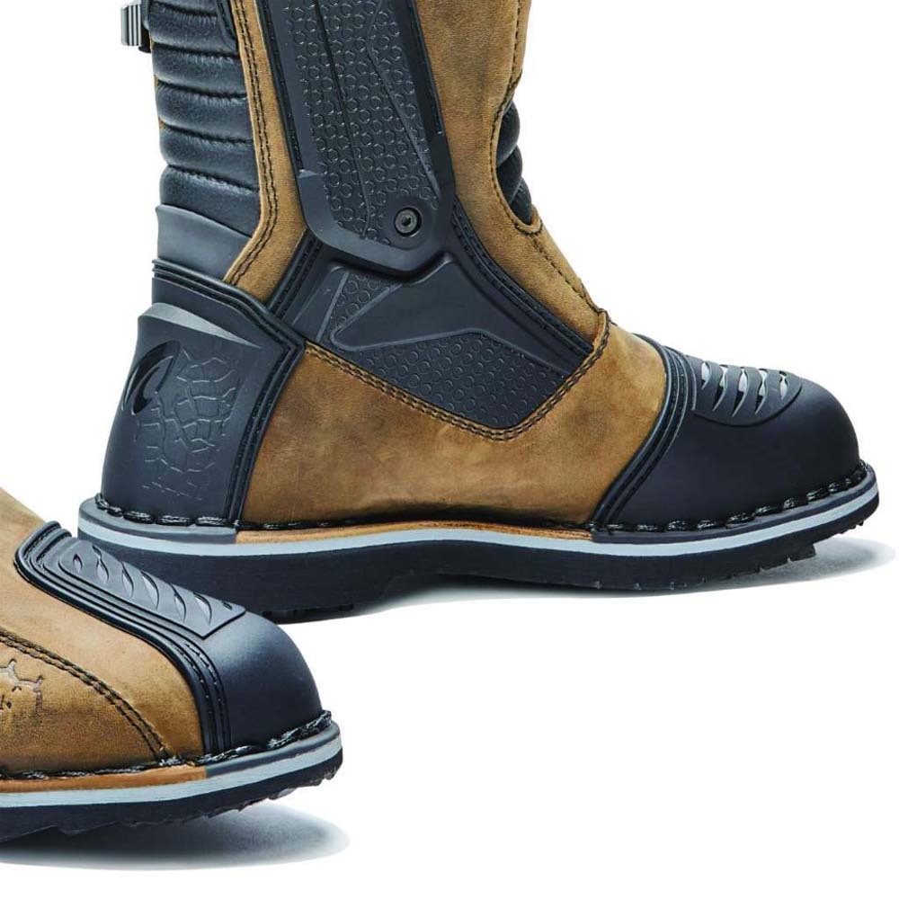 forma-terra-evo-brown-adventure-boots-at-mxstore